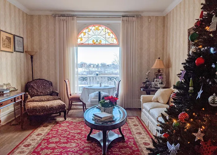 Niagara Grandview Boutique Hotel